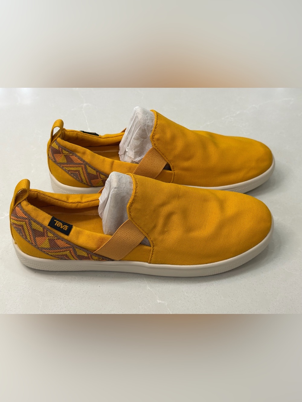 Teva Voya Canvas Slip On Loafers Yellow Sunflower Geometric Women's Sz 10
